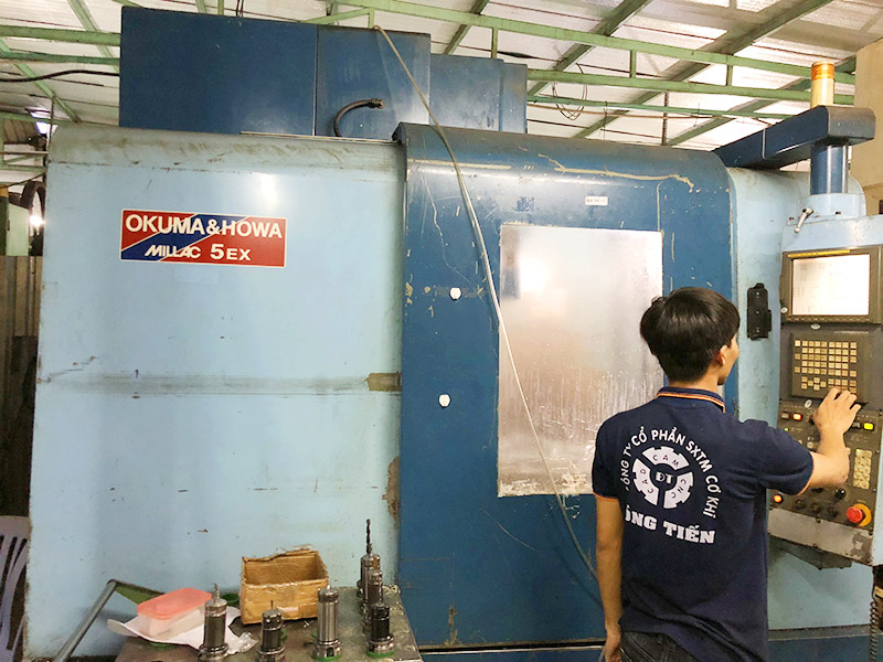 Trung tâm gia công Vertical Machining Center MILLAC 5EX, 2002-OKUMA & HOWA